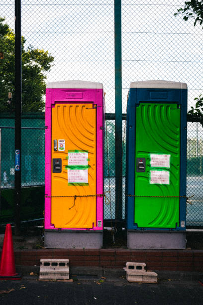 Best Portable restroom trailer rental  in Burien, WA